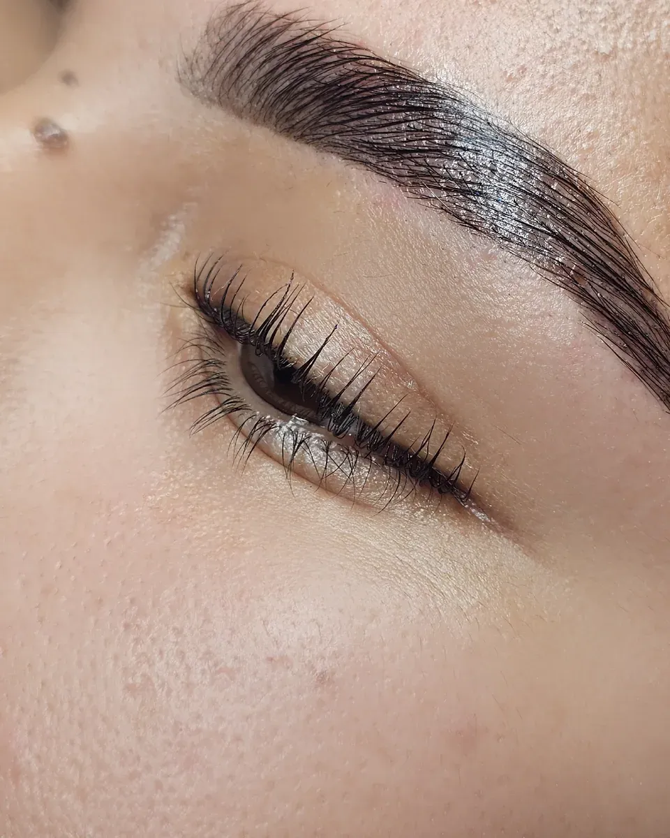 Resultado real de Cejas 4K